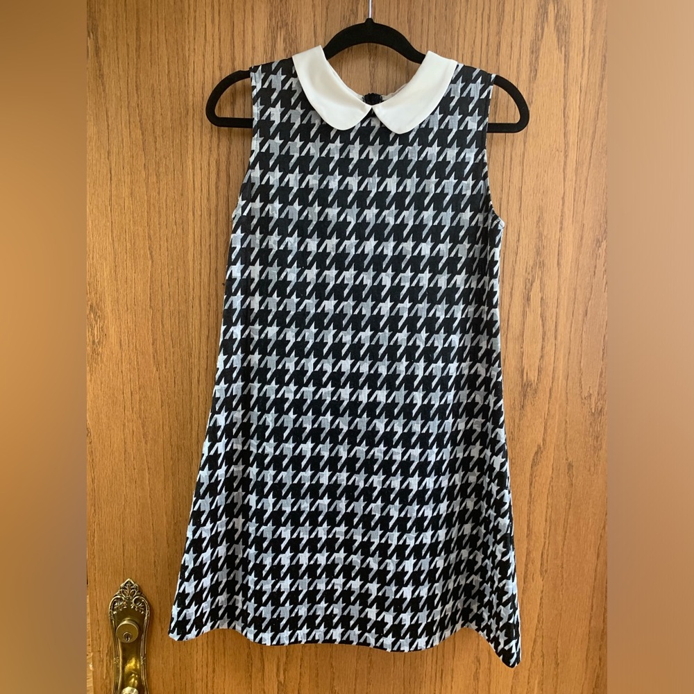 🖤Peter Pan collar, herringbone dress🖤